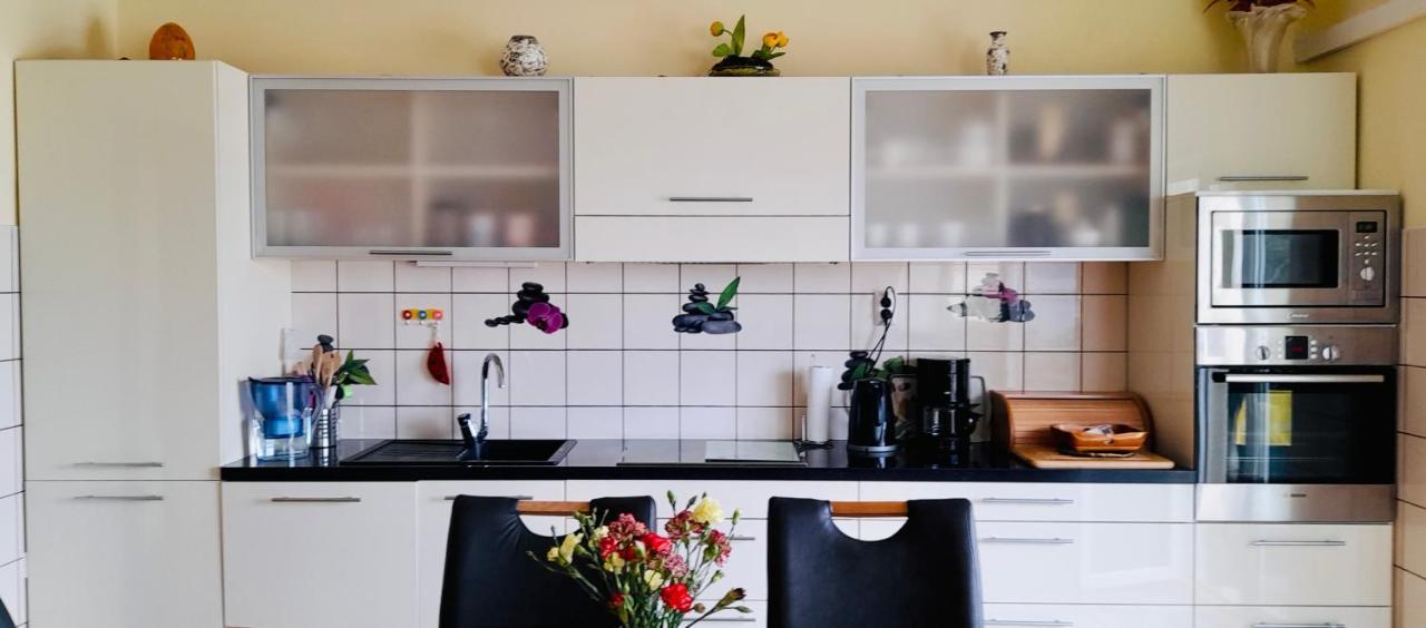 Apartment Mandarina ドゥギ・ラット エクステリア 写真