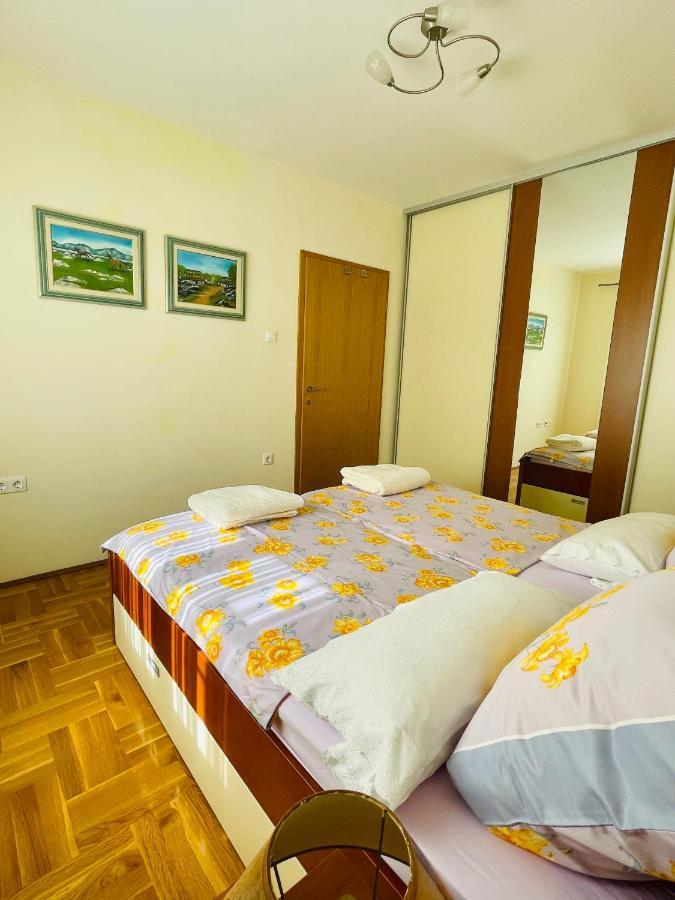 Apartment Mandarina ドゥギ・ラット エクステリア 写真